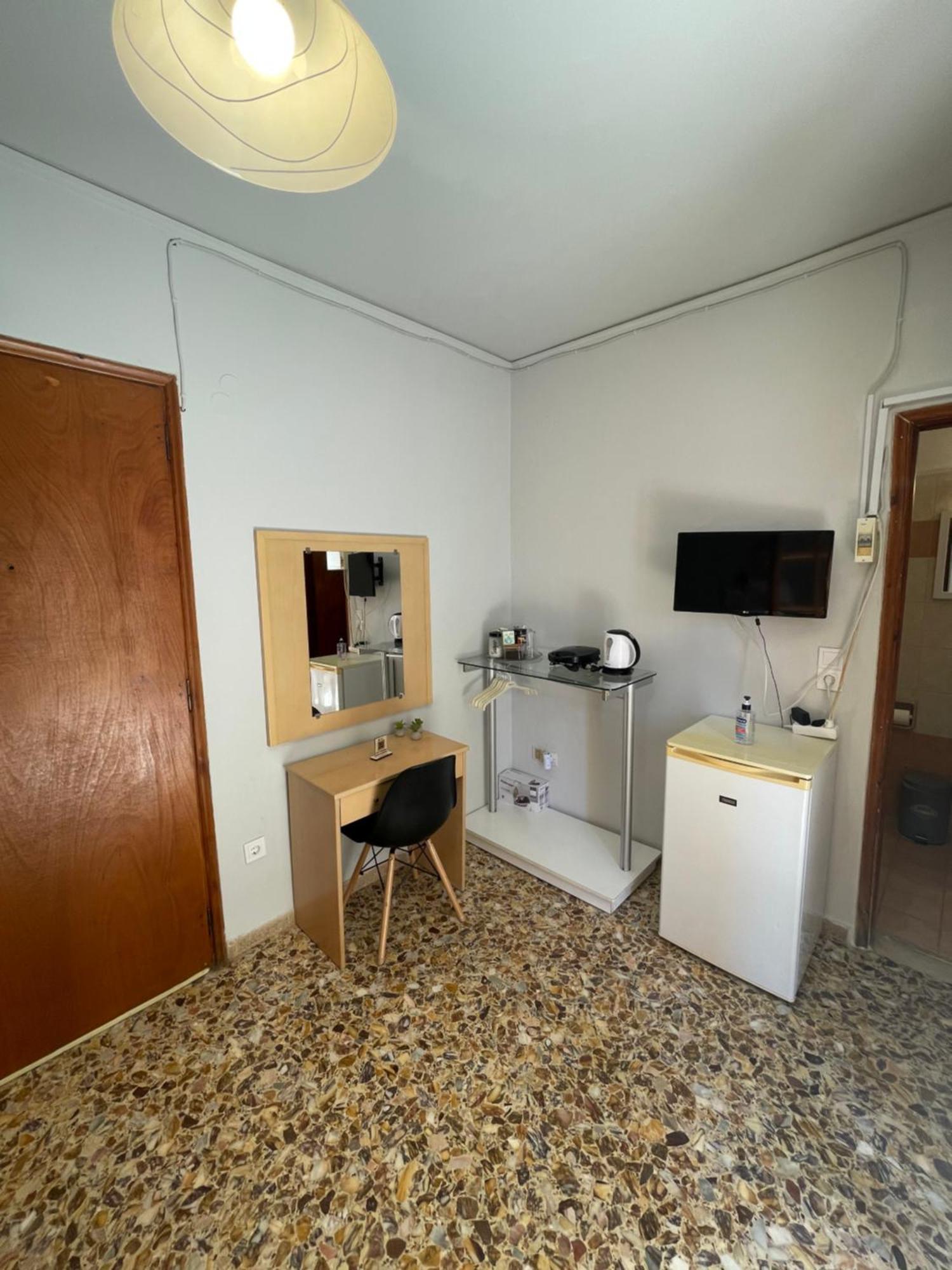 The Beehive 2 Apartamento Mytilíni Exterior foto